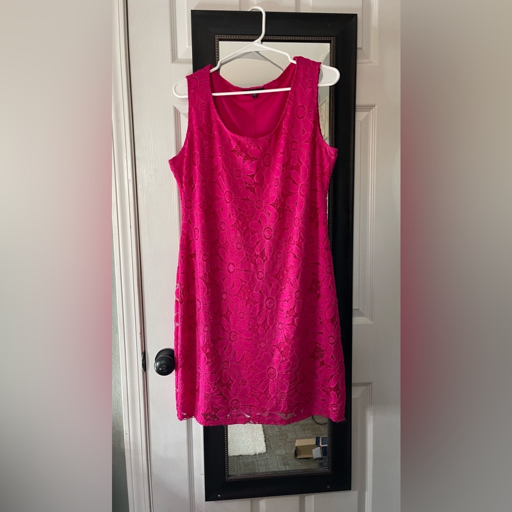 Hot pink size large sleeveless dress